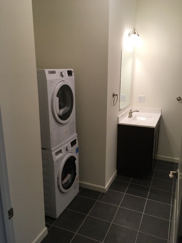 49 Stone St in Rochester, NY - Foto de edificio - Building Photo