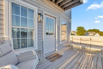234 Twin Oaks Dr in Hampstead, NC - Building Photo - Building Photo