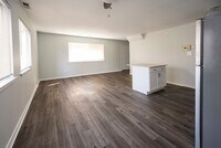 Timbercove Apartments photo'