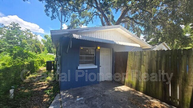 1308 E 28th Ave in Tampa, FL - Foto de edificio - Building Photo