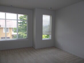 117 Sky Ridge Rd NW in Issaquah, WA - Building Photo - Building Photo