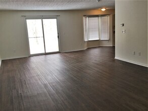 5126 Algean Dr in Canal Winchester, OH - Foto de edificio - Building Photo