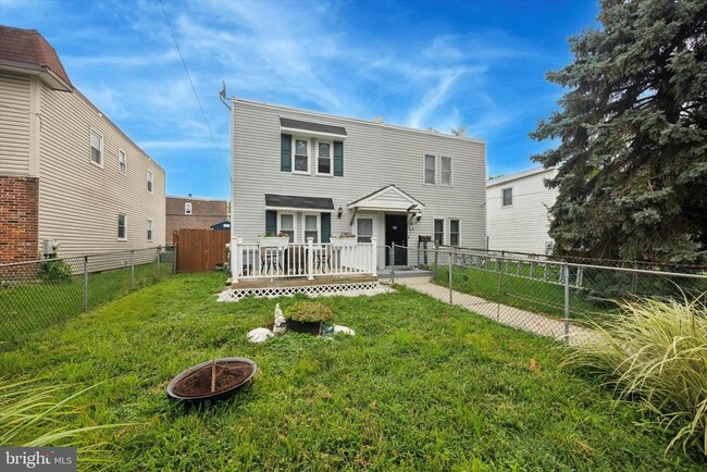 property at 4205 W 5th St