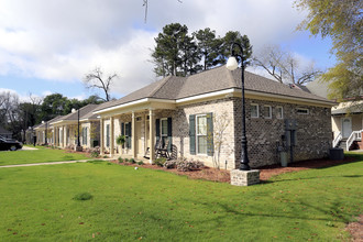 Walnut Grove in Statesboro, GA - Foto de edificio - Building Photo