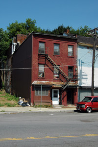 798 Broadway St in Albany, NY - Foto de edificio - Building Photo