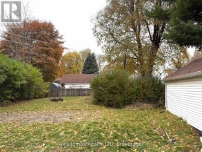 6481 Erwin Crescent in Niagara Falls, ON - Building Photo - Building Photo