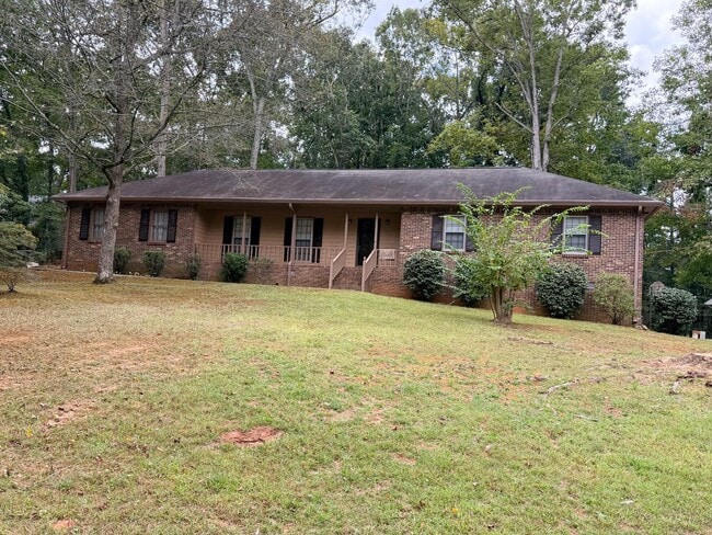 380 Hidden Valley Dr SE in Conyers, GA - Building Photo - Building Photo