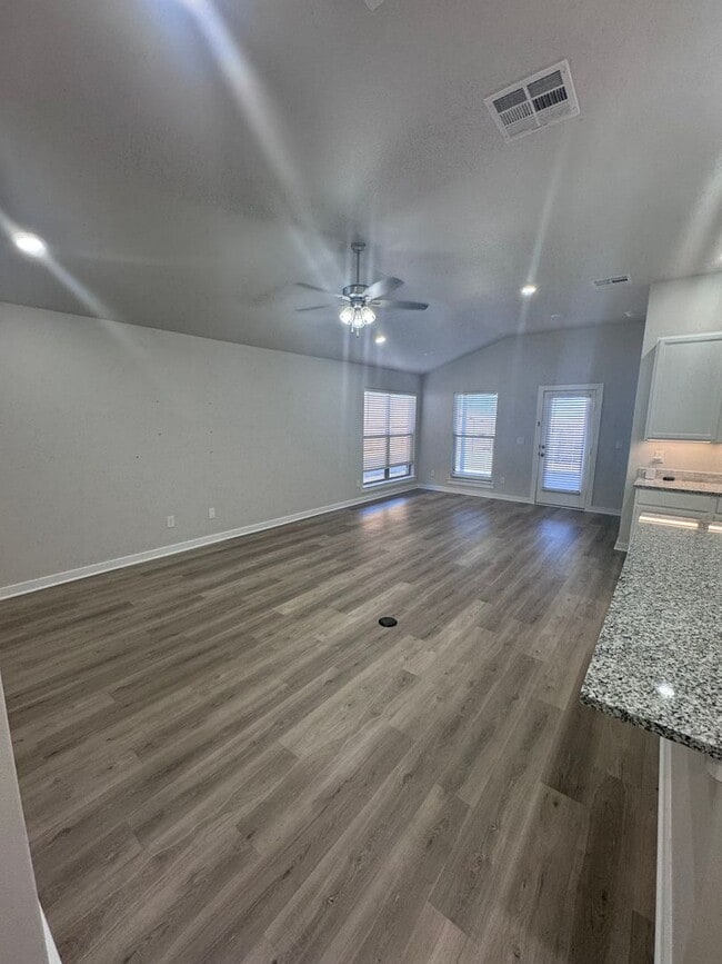 3412 Good Pr Ave in Wolfforth, TX - Building Photo - Building Photo