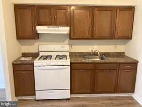 1929 W River Dr in Pennsauken, NJ - Building Photo - Building Photo