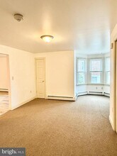 30 N Main St in Spring City, PA - Building Photo - Building Photo