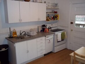 13 Euston St in Brookline, MA - Building Photo - Building Photo