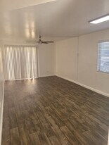 Ironwood Apartments in Phoenix, AZ - Building Photo