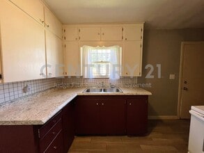 2612 Roseland St in Fort Worth, TX - Foto de edificio - Building Photo