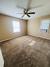 2210 N Independence St in Enid, OK - Building Photo - Building Photo