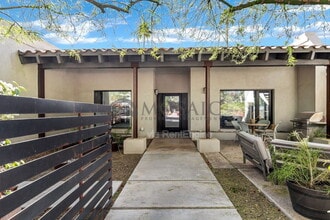 8413 E Welsh Trail in Scottsdale, AZ - Building Photo - Building Photo