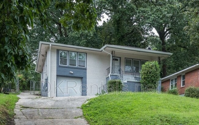 property at 257 Barfield Ave SW
