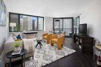 Cityfront Place in Chicago, IL - Foto de edificio - Building Photo