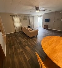 133 W Sorenson Ave, Unit Two Bedroom Main in Appleton, MN - Building Photo - Building Photo