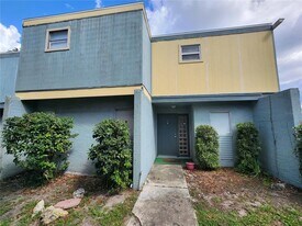 719 SW 75th St in Gainesville, FL - Building Photo
