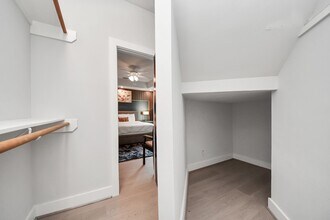 9715 Riddlewood Ln in Houston, TX - Building Photo - Building Photo