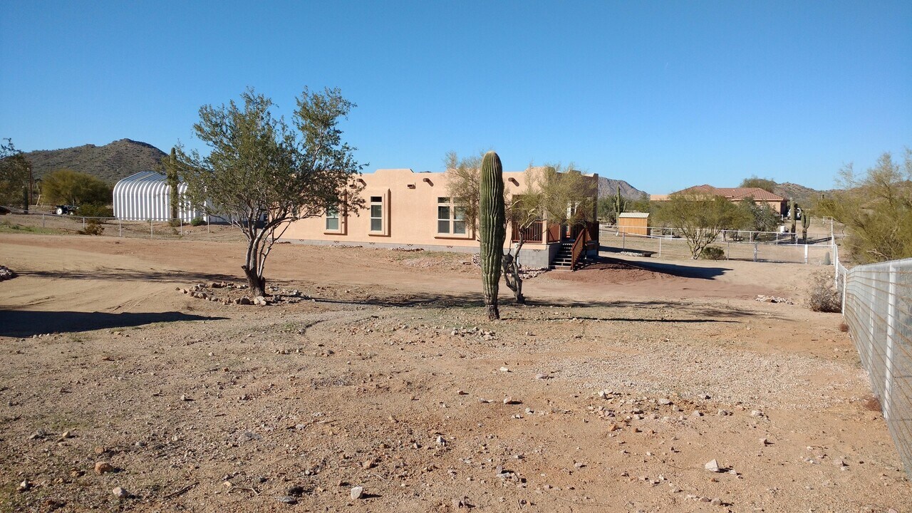 4366 W Silverdale Rd in Queen Creek, AZ - Building Photo