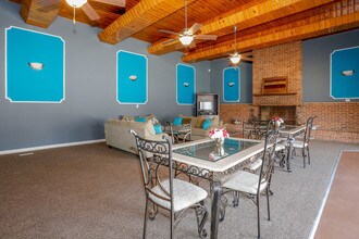 Commons at Kettering in Kettering, OH - Foto de edificio - Interior Photo