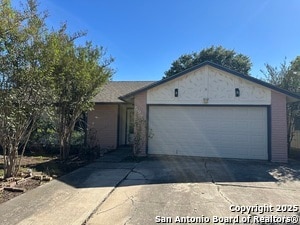 5922 Lakedale St in San Antonio, TX - Building Photo - Building Photo