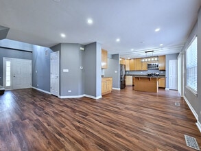 464 Lancaster Dr in Pingree Grove, IL - Building Photo - Building Photo