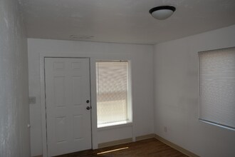 1901 N Center St in Flagstaff, AZ - Building Photo - Building Photo