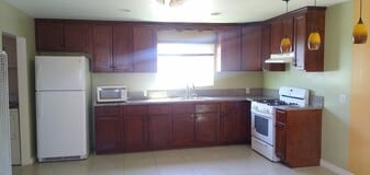 21105 Dalton Ave in Torrance, CA - Building Photo