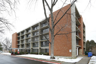 Big Thompson Manor I Apartments