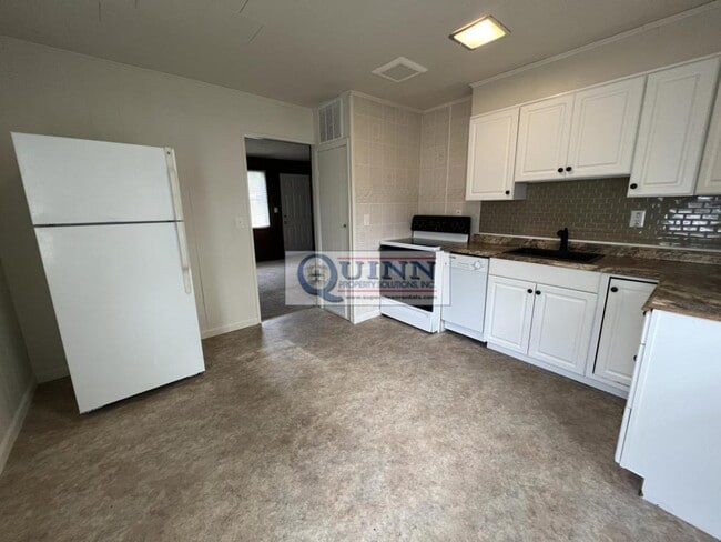 266 Hollingsworth Manor in Elkton, MD - Building Photo - Building Photo