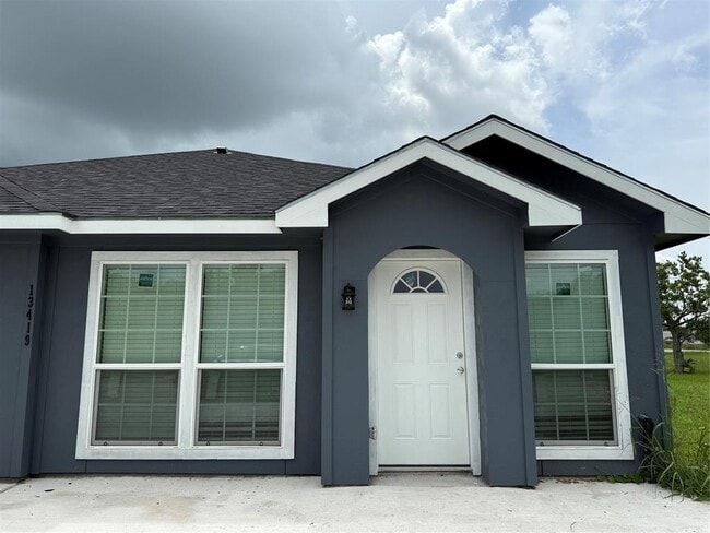 property at 13419 Braxton Rd