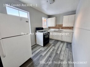 1087 Grand Ave in Cincinnati, OH - Building Photo - Building Photo