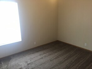 6262 S 4195 W in West Jordan, UT - Building Photo - Building Photo