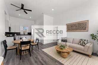 5252 Adams Ave in San Diego, CA - Building Photo - Building Photo