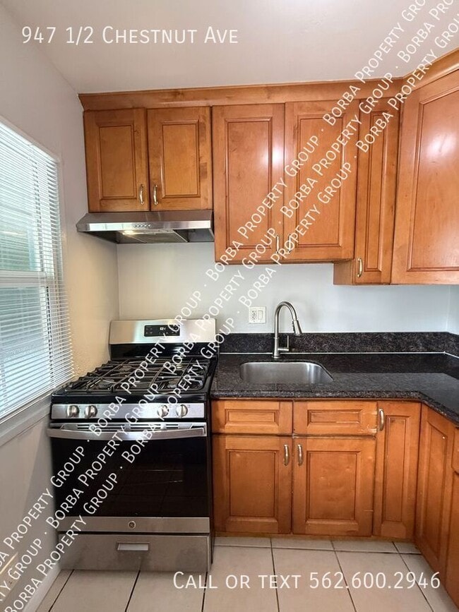 947 1/2 Chestnut Ave in Long Beach, CA - Building Photo - Building Photo