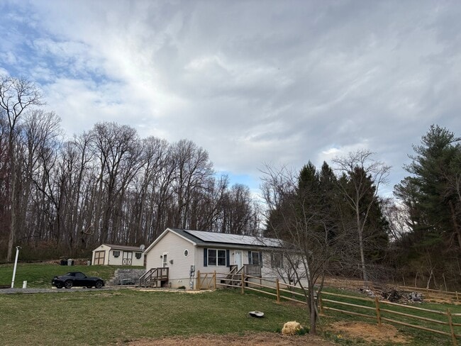 property at 2016 Harkins Rd