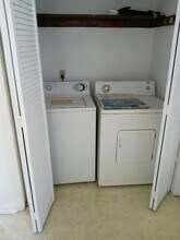 Darryl Drive Duplex in Tallahassee, FL - Building Photo - Building Photo