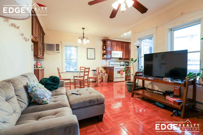 7 Delaware Pl in Boston, MA - Building Photo - Building Photo