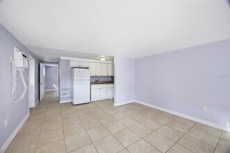1304 Morris Park in Tampa, FL - Building Photo - Building Photo
