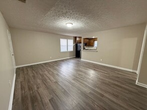 2071 Cantrell Ln in Bogart, GA - Building Photo - Building Photo