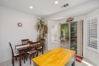 78637 Rockwell Cir in Palm Desert, CA - Building Photo - Building Photo