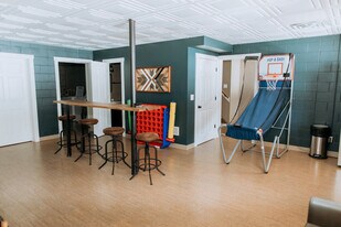 23120 Bates Rd in Sarahsville, OH - Building Photo