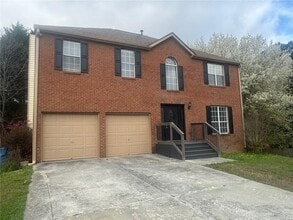 1745 Big Haynes Ct SW in Grayson, GA - Building Photo - Building Photo