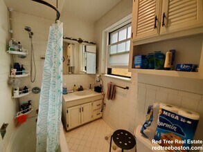 1775 Massachusetts Ave, Unit 3 in Cambridge, MA - Building Photo - Building Photo