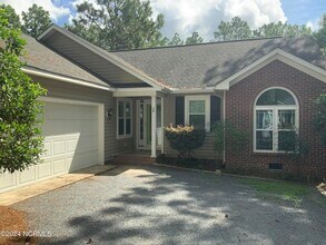 30 Winchester Rd in Pinehurst, NC - Building Photo - Building Photo