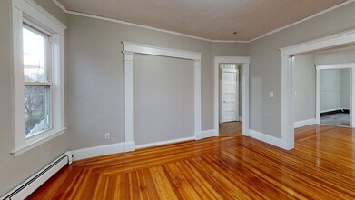 1001 Washington St in Newton, MA - Building Photo - Building Photo