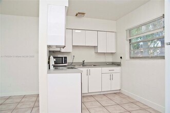 2206 Fillmore St in Hollywood, FL - Building Photo - Building Photo