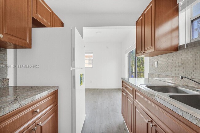 8295 NE Miami Ct in Miami, FL - Building Photo - Building Photo